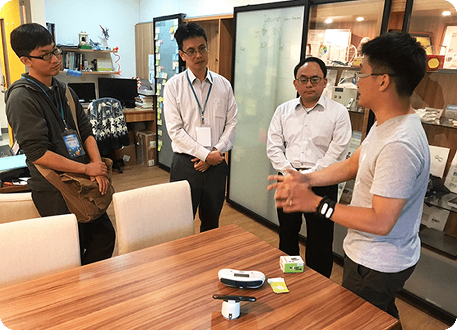 2018 visit to Yang Ming University Cloud Health Exhibition Center